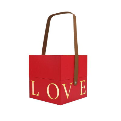 Подарункова коробка з ручкой LOVE Червона, L - 18,5х18,5х19 см