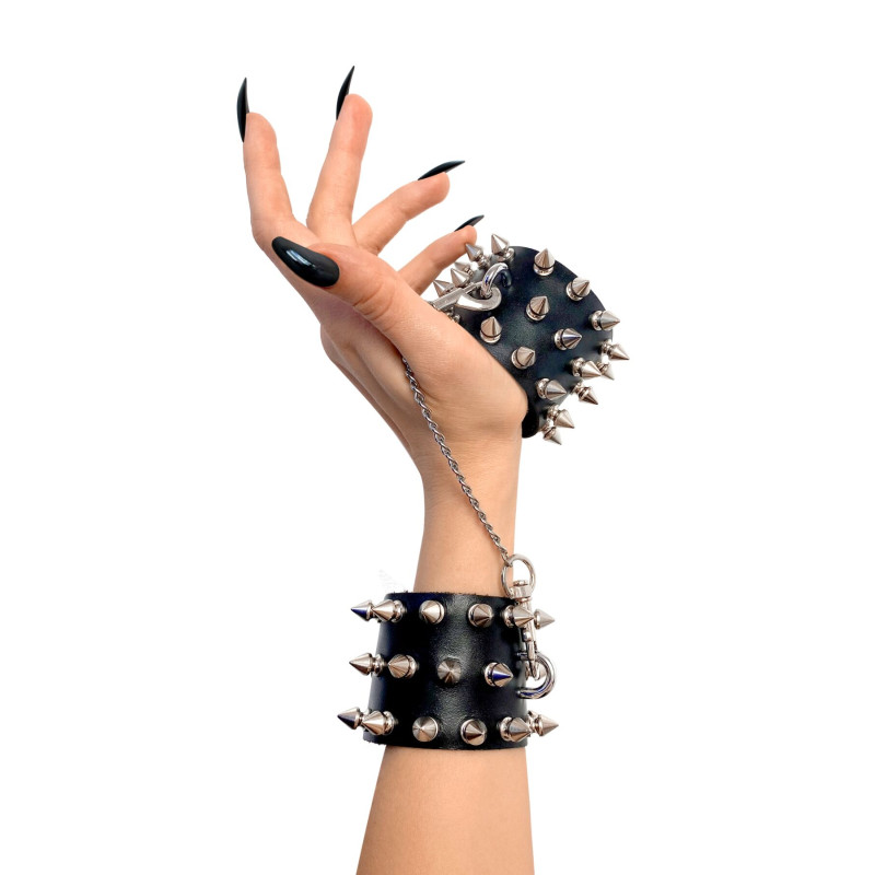 Наручники із шипами Art of Sex - Rose Spiked Leather Handcuffs, натуральна шкіра