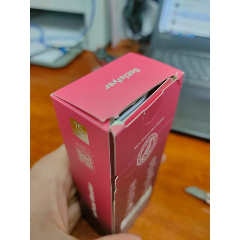 Вакуумний стимулятор Satisfyer First Kiss, технологія 3D Air Pulse (пошкоджене паковання)