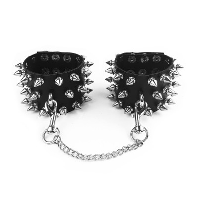 Наручники із шипами Art of Sex - Rose Spiked Leather Handcuffs