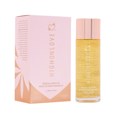 Олія для ванни з ароматом лаванди та меду HighOnLove Sensual Bath Oil, 100 мл Олія для ванни з ароматом лаванди та меду HighOnLove Sensual Bath Oil, 100 мл