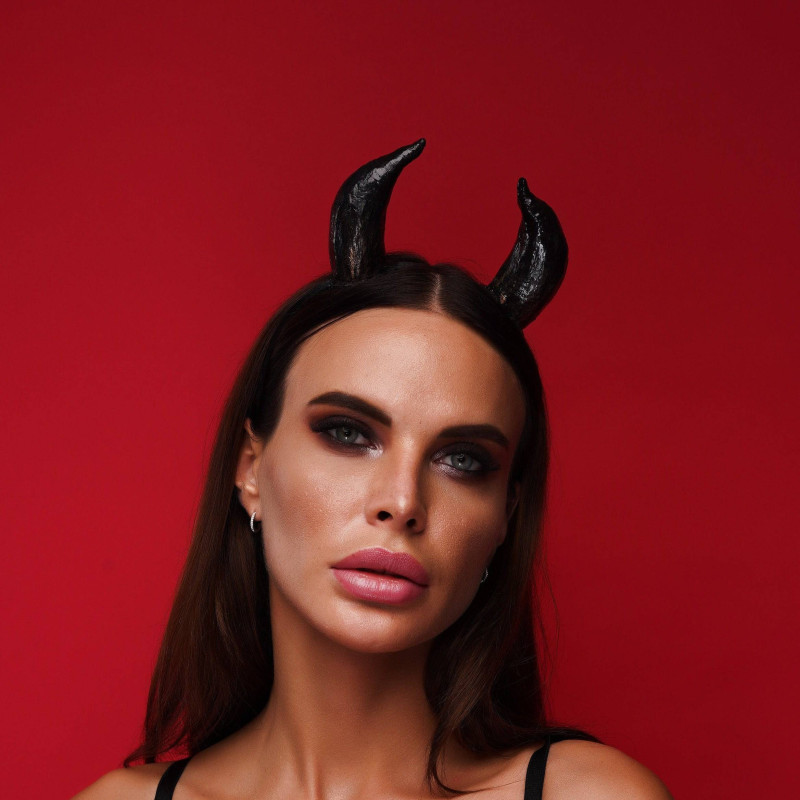 Роги диявола маленькі, Чорні OKOVA