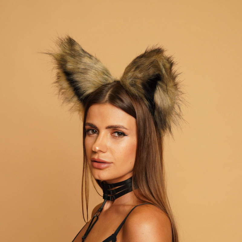 Пухнасті котячі вуха, Коричневі з чорним OKOVA
