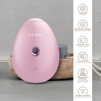 Електронний освіжувач для зволоження обличчя GESKE Facial Hydration Refresher pink
