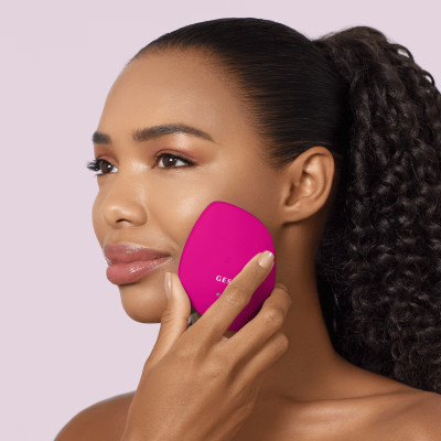 Ультразвукова маска тепло та холод GESKE Sonic Warm&Cool Mask 9 в 1 magenta