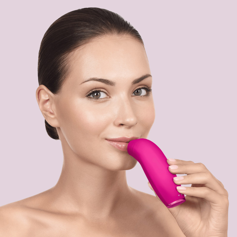 Пристрій для збільшення об'єму губ GESKE Lip Volumizer&Booster magenta