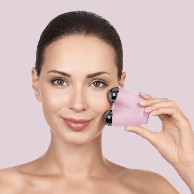 Мікрострумовий підтягувач обличчя GESKE MicroCurrent Face-Lifter pink