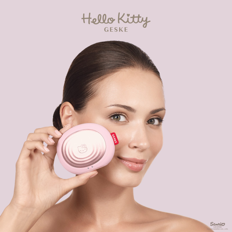 Електронна ультразвукова термощітка для обличчя GESKE Sonic Thermo Facial Brush by Hello Kitty pink