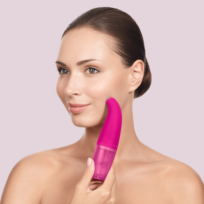 Очищуючий засіб для обличчя GESKE Aqua-Stream Face Cleanser 8 в 1 magenta