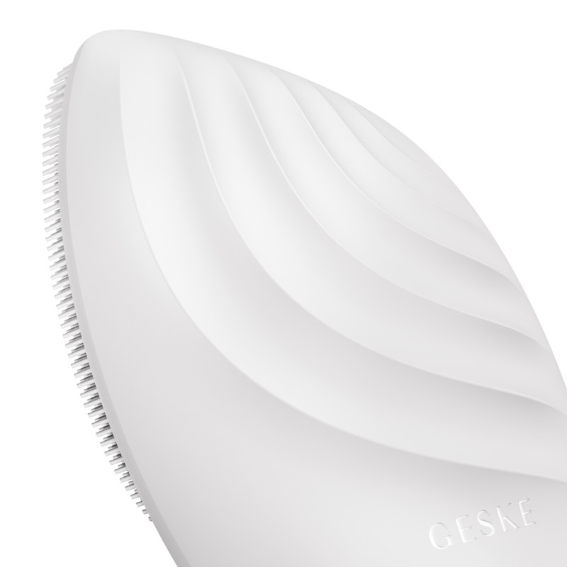 Електронна ультразвукова щітка для обличчя GESKE Sonic Facial Brush 5 в 1 white