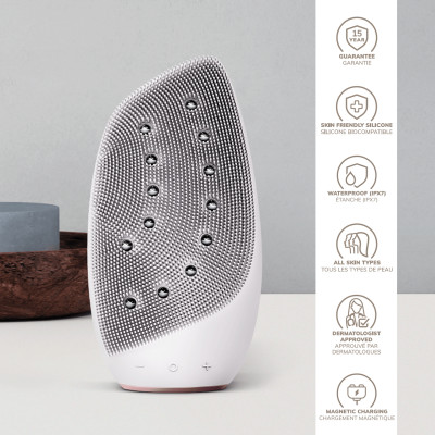 Очищувальна щітка для обличчя GESKE Sonic Thermo Facial Brush&Face-Lifter starlight
