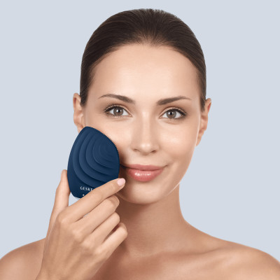 Електронна ультразвукова щітка для обличчя GESKE Sonic Facial Brush 5 в 1 midnight