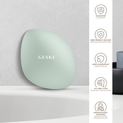 Щітка для обличчя GESKE Facial Brush 4 в 1 green