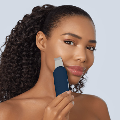 Мікрострумовий скрабер для шкіри та усунення чорних точок GESKE MicroCurrent Skin Scrubber&Blackhead Remover 9 в 1 midnight