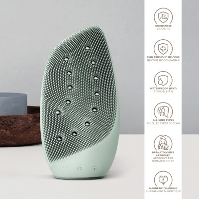 Очищувальна щітка для обличчя GESKE Sonic Thermo Facial Brush&Face-Lifter green