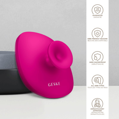 Щітка для тіла GESKE Body Brush 4 в 1 magenta