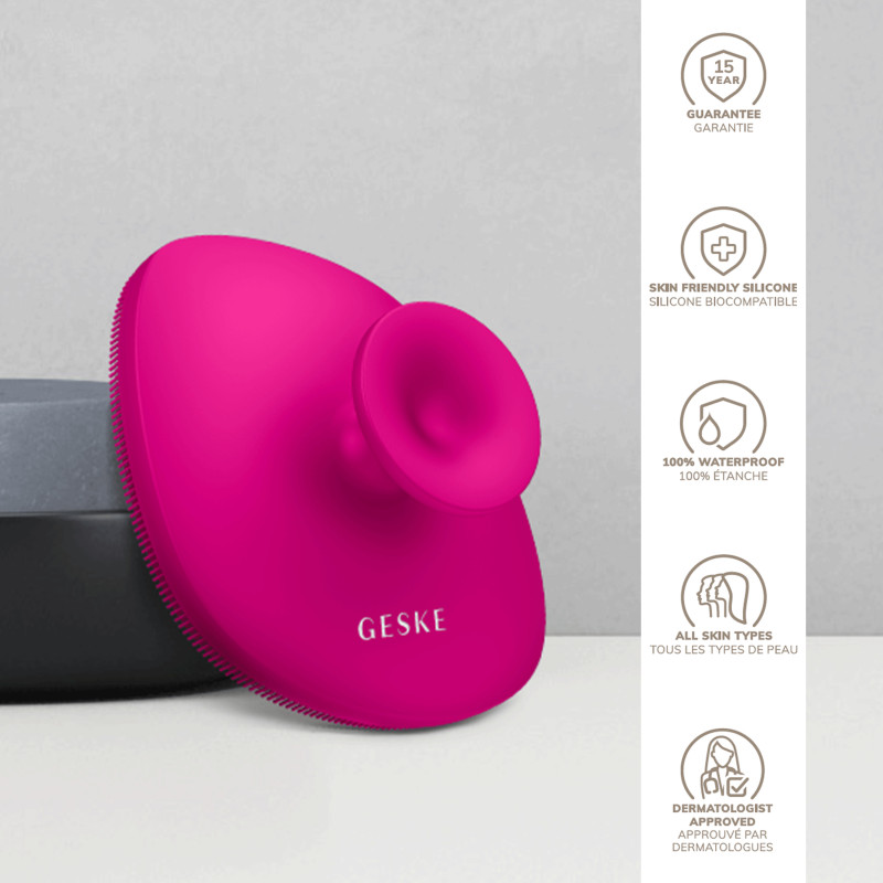 Щітка для тіла GESKE Body Brush 4 в 1 magenta