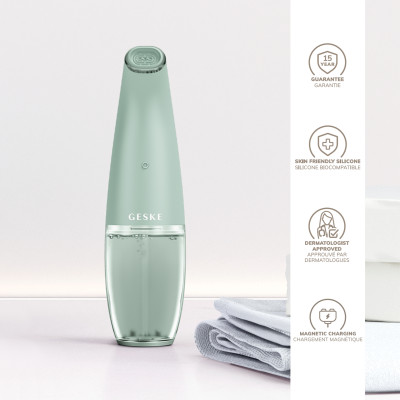 Очищуючий засіб для обличчя GESKE Aqua-Stream Face Cleanser 8 в 1 green