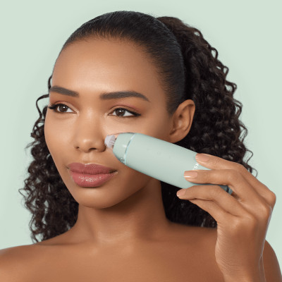 Мікродермабразійний пристрій для видалення чорних цяток GESKE MicroDermabrasion Blackhead Remover 7 в 1 green
