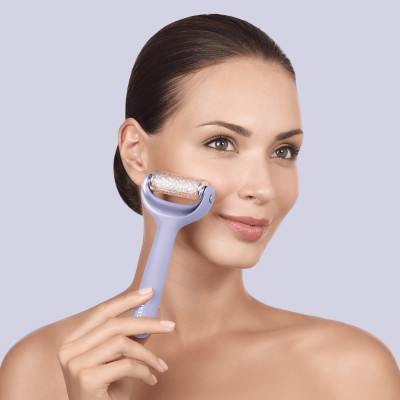 Електронний ролер для обличчя та тіла з мікроголками GESKE MicroNeedle Face&Body Roller 8 в 1 purple