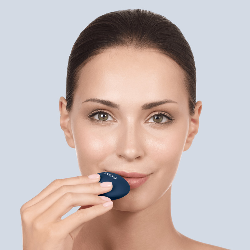 Пристрій для збільшення обʼєму губ GESKE Lip Volumizer&Booster 4 в 1 Small midnight