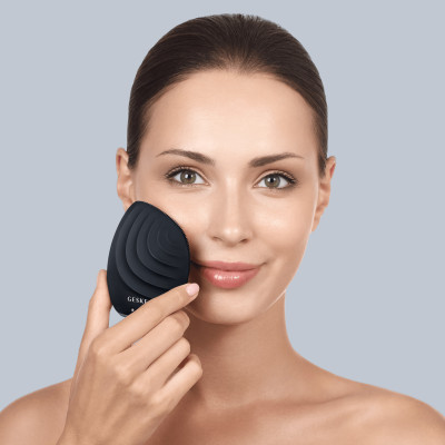 Електронна ультразвукова щітка для обличчя GESKE Sonic Facial Brush 5 в 1 black