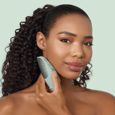 Електронна звукова термощітка для обличчя GESKE Sonic Thermo Facial Brush 6 в 1 green