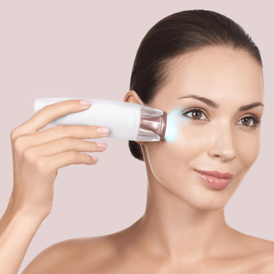 Антивіковий LED-випромінювач для відновлення шкіри обличчя GESKE Anti-Aging Skin Renewer starlight