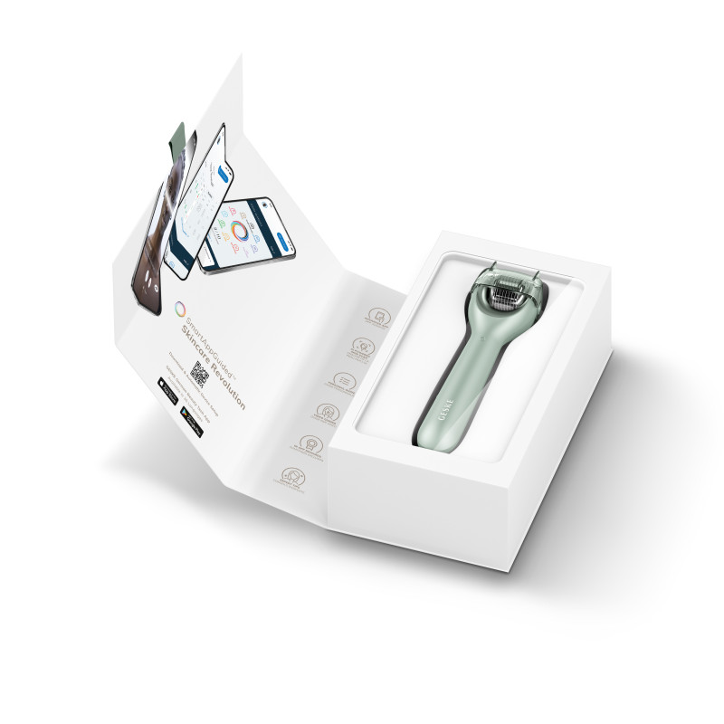 Електронний ролер для обличчя з мікроголками GESKE MicroNeedle Face Roller 9 в 1 green