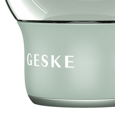 Масажер для обличчя і тіла GESKE Cool&Warm Face and Body Massager 7 в 1 green