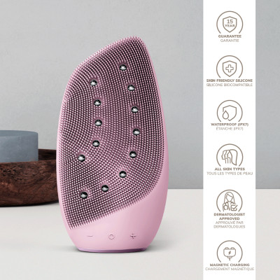 Очищувальна щітка для обличчя GESKE Sonic Thermo Facial Brush&Face-Lifter pink