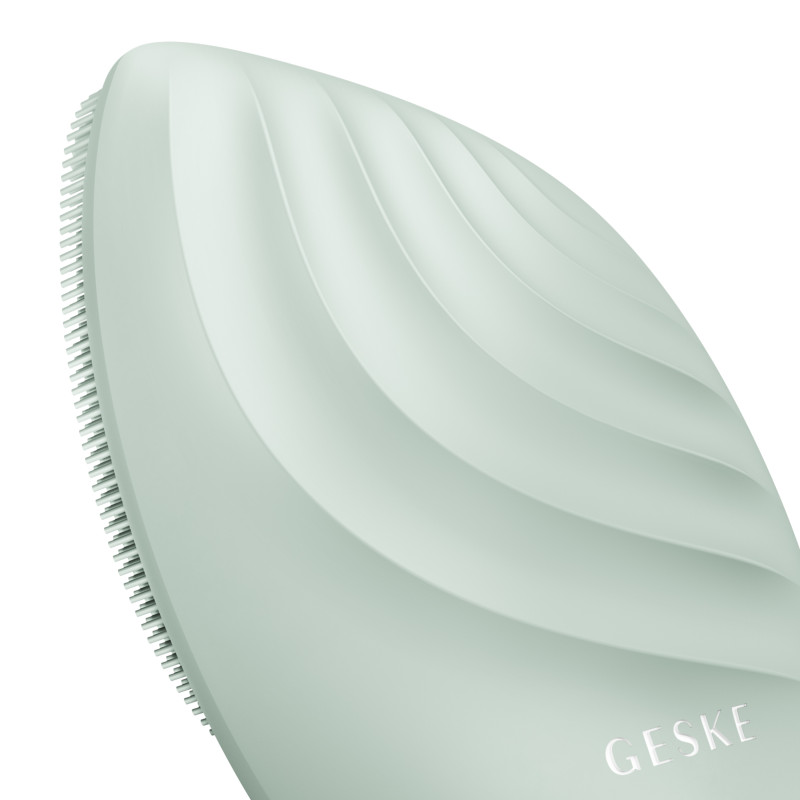 Електронна ультразвукова щітка для обличчя GESKE Sonic Facial Brush 5 в 1 green